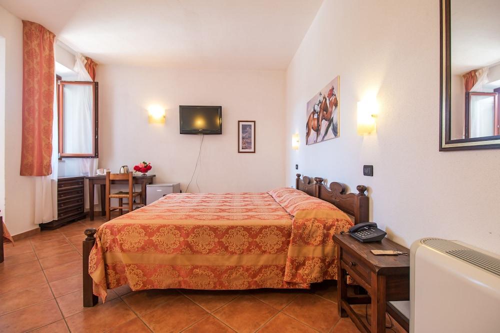 Hotel Il Querceto Dorgali Buitenkant foto